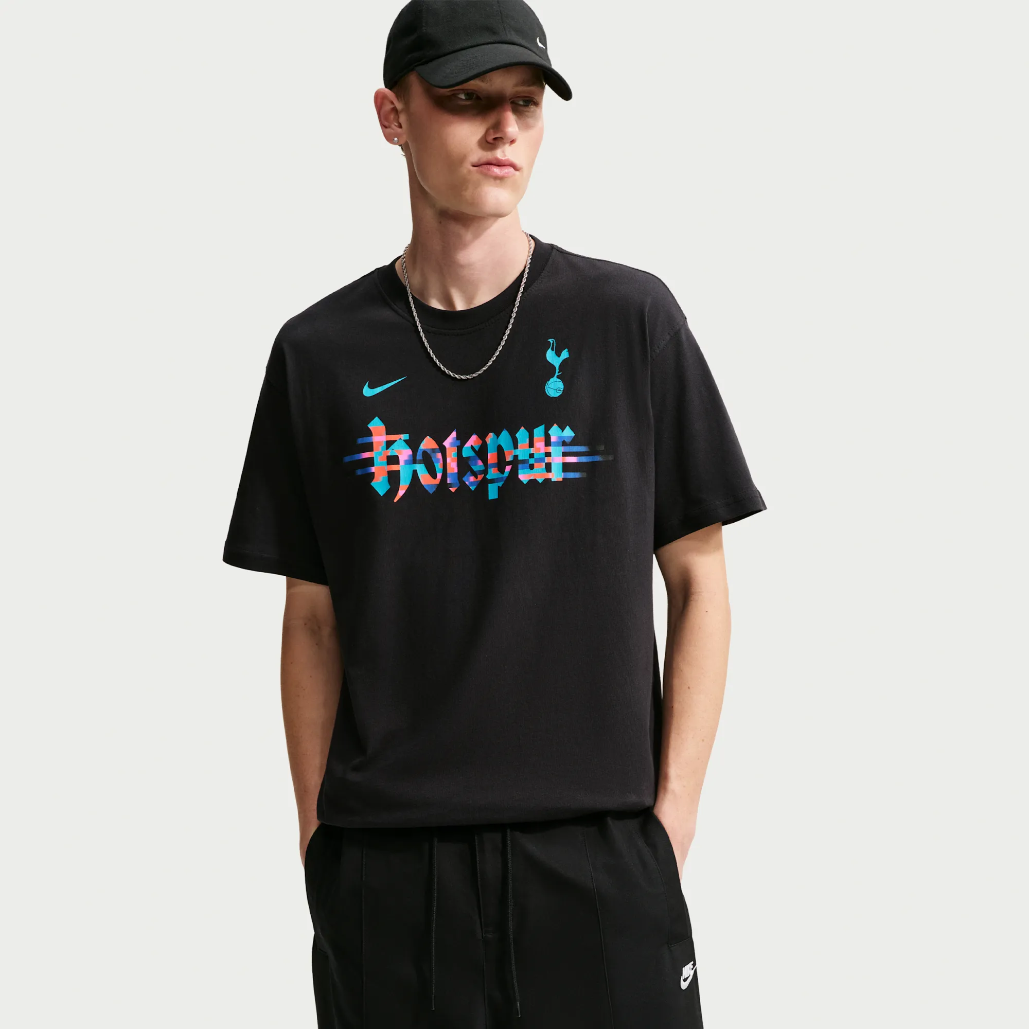 Tottenham Hotspur Men's Nike T-Shirt - Black