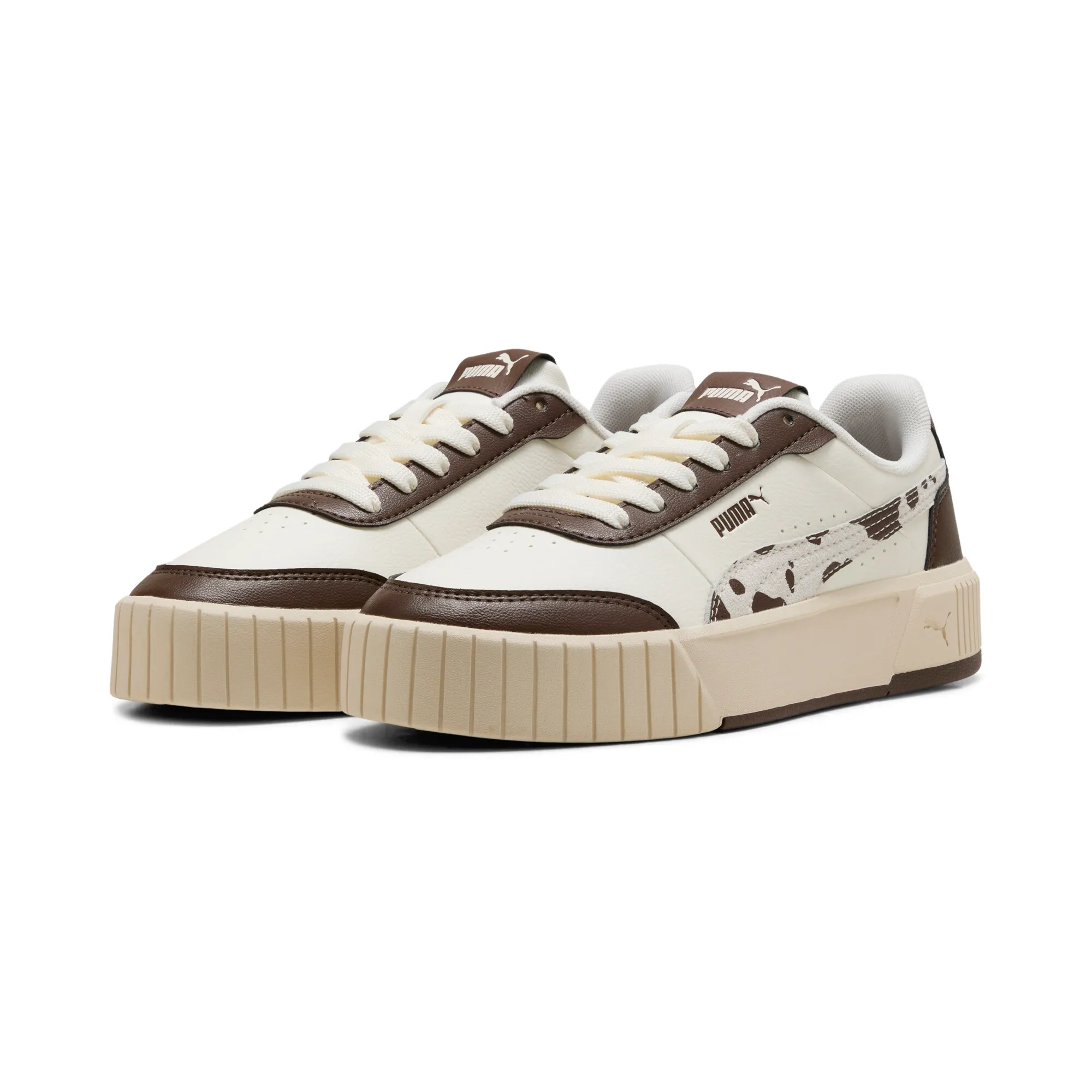 PUMA Carina Mia Wild Sneakers Women in White | Size 3