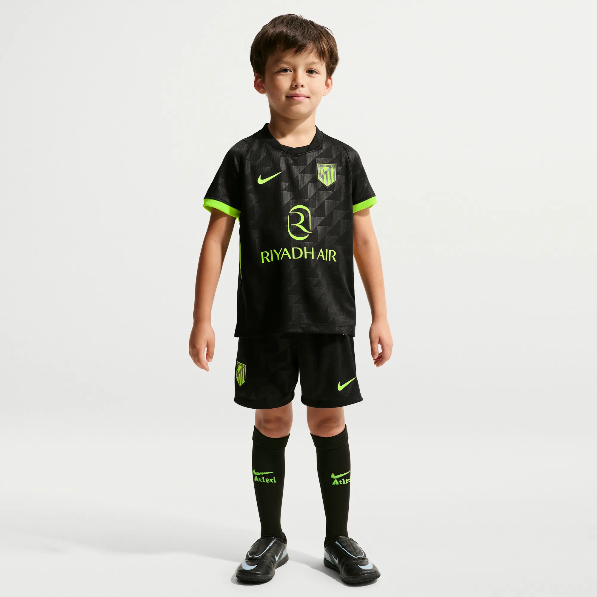 Nike Football Replica 3-Piece Kit - Black