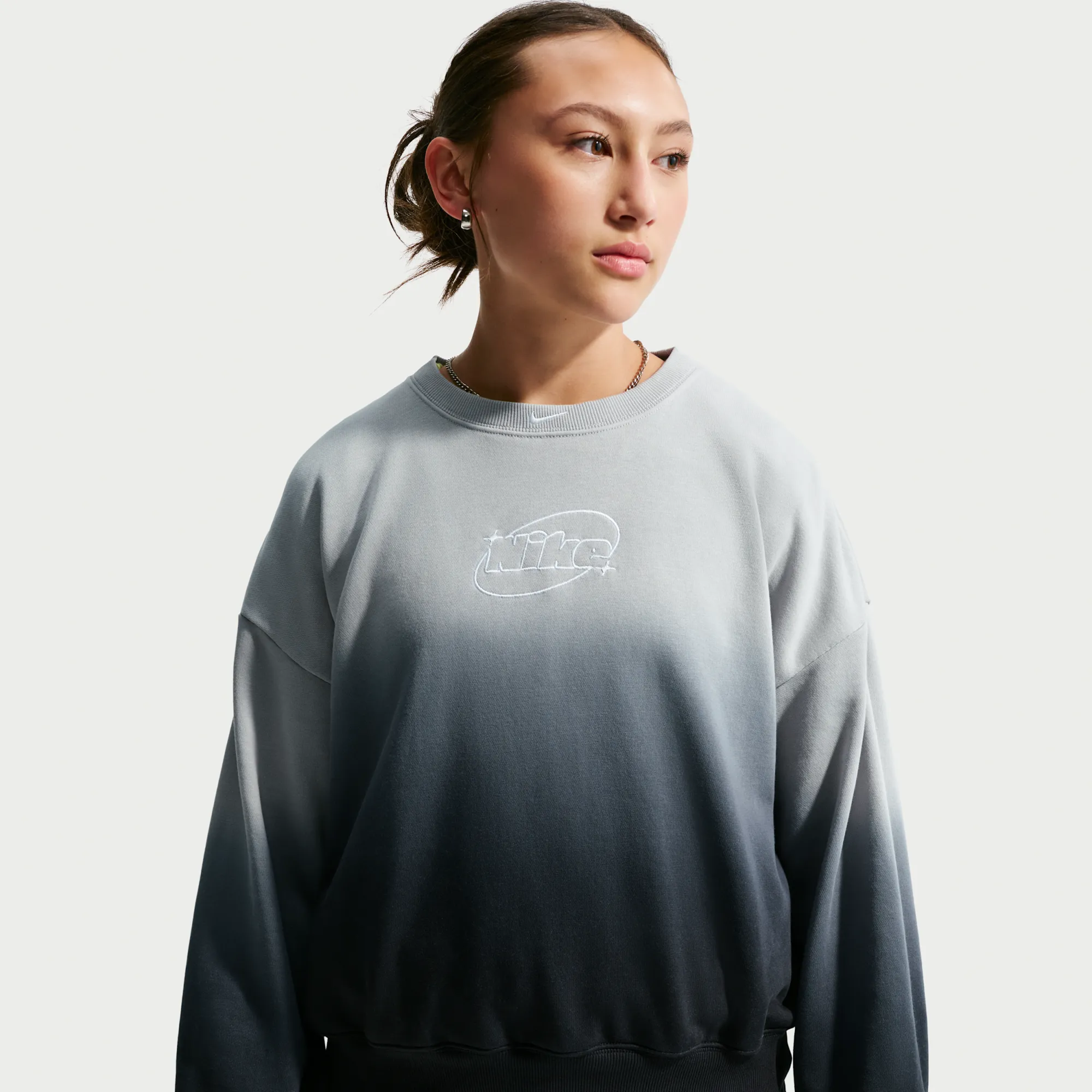 Nike Studio Lightweight Oversized Graphic Crew - Grey - Fleece