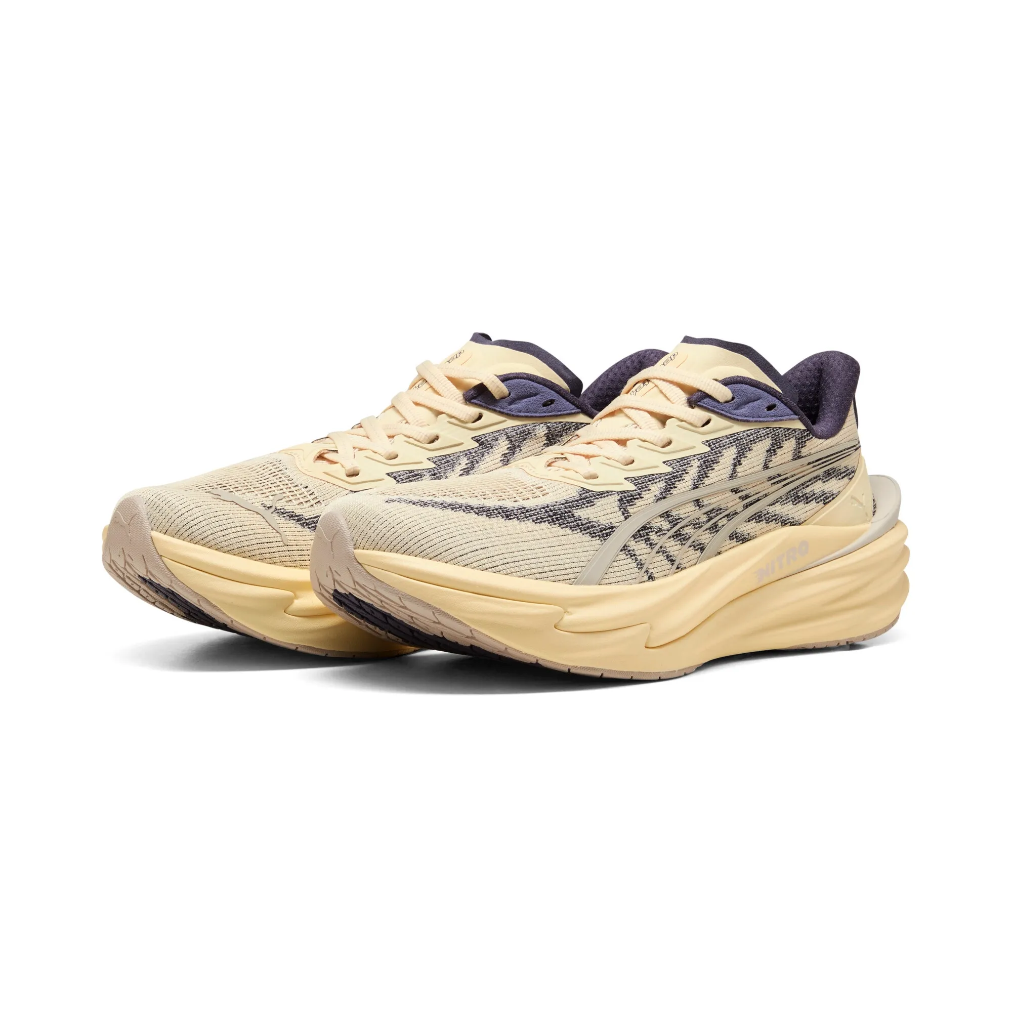 PUMA Deviate NITRO 4 Running Shoes Women in Yellow | Size 8.5