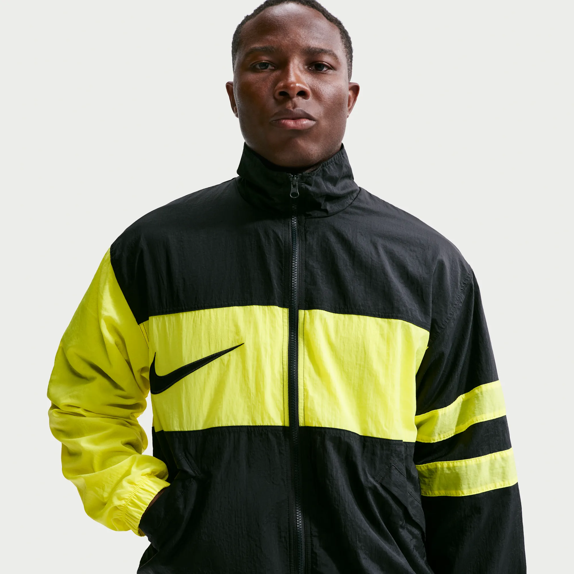 Nike i96 Repel Men's Football Woven Track Jacket - Black