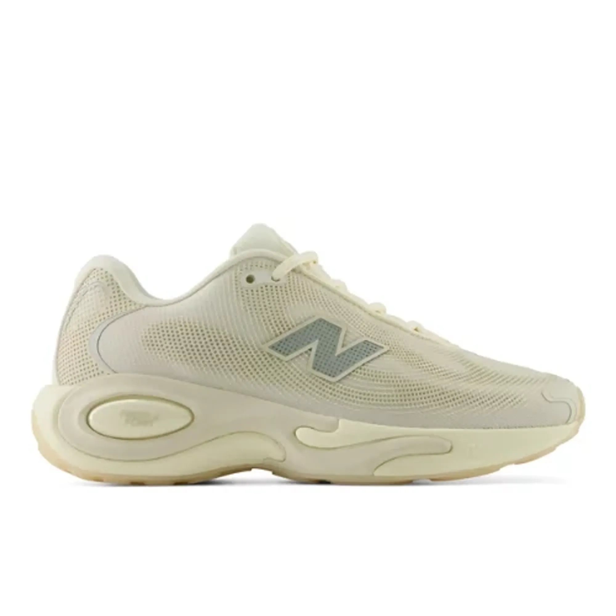 New Balance Women's AC Runner in Beige Textile