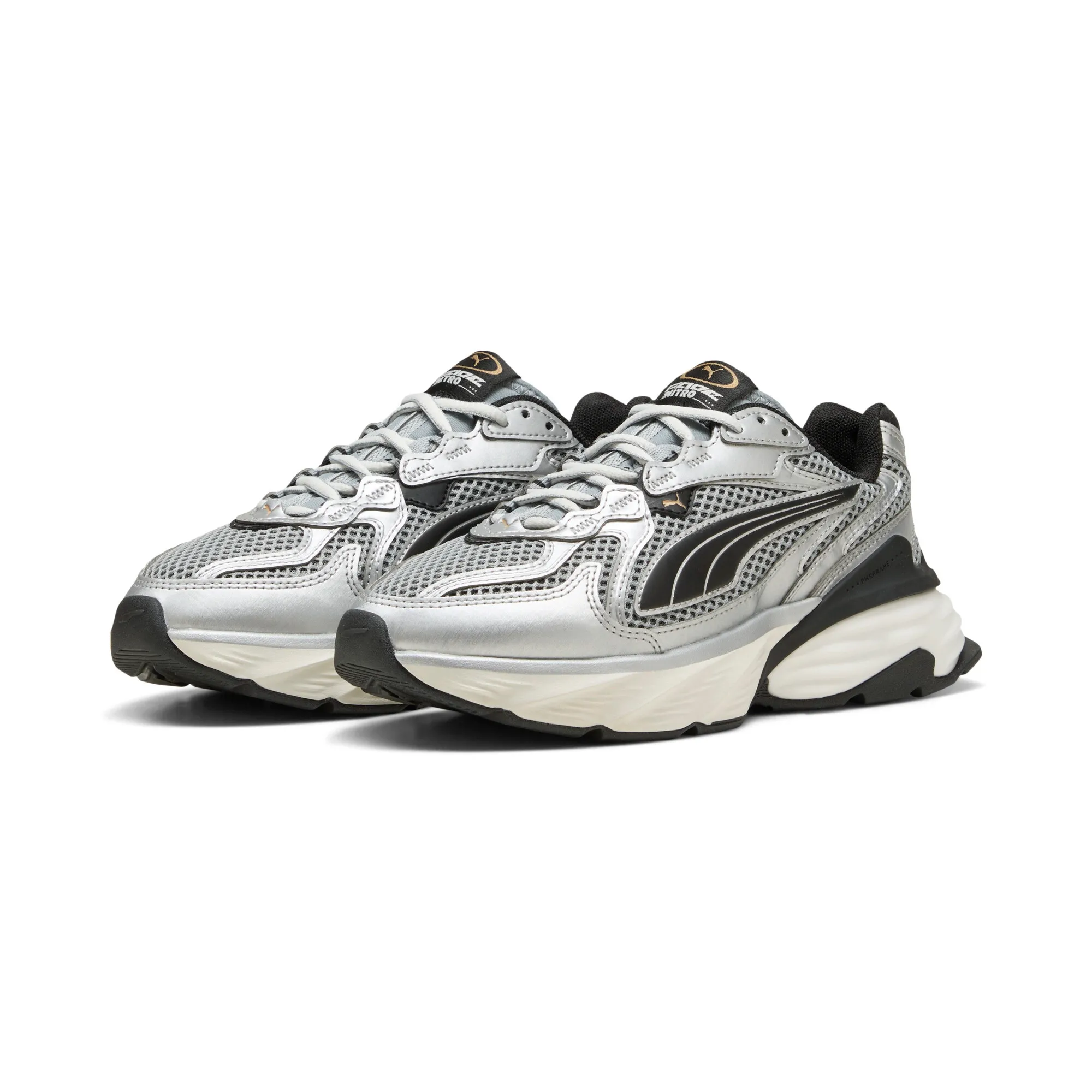 PUMA Fade Sneakers Youth in Metallic | Size 3