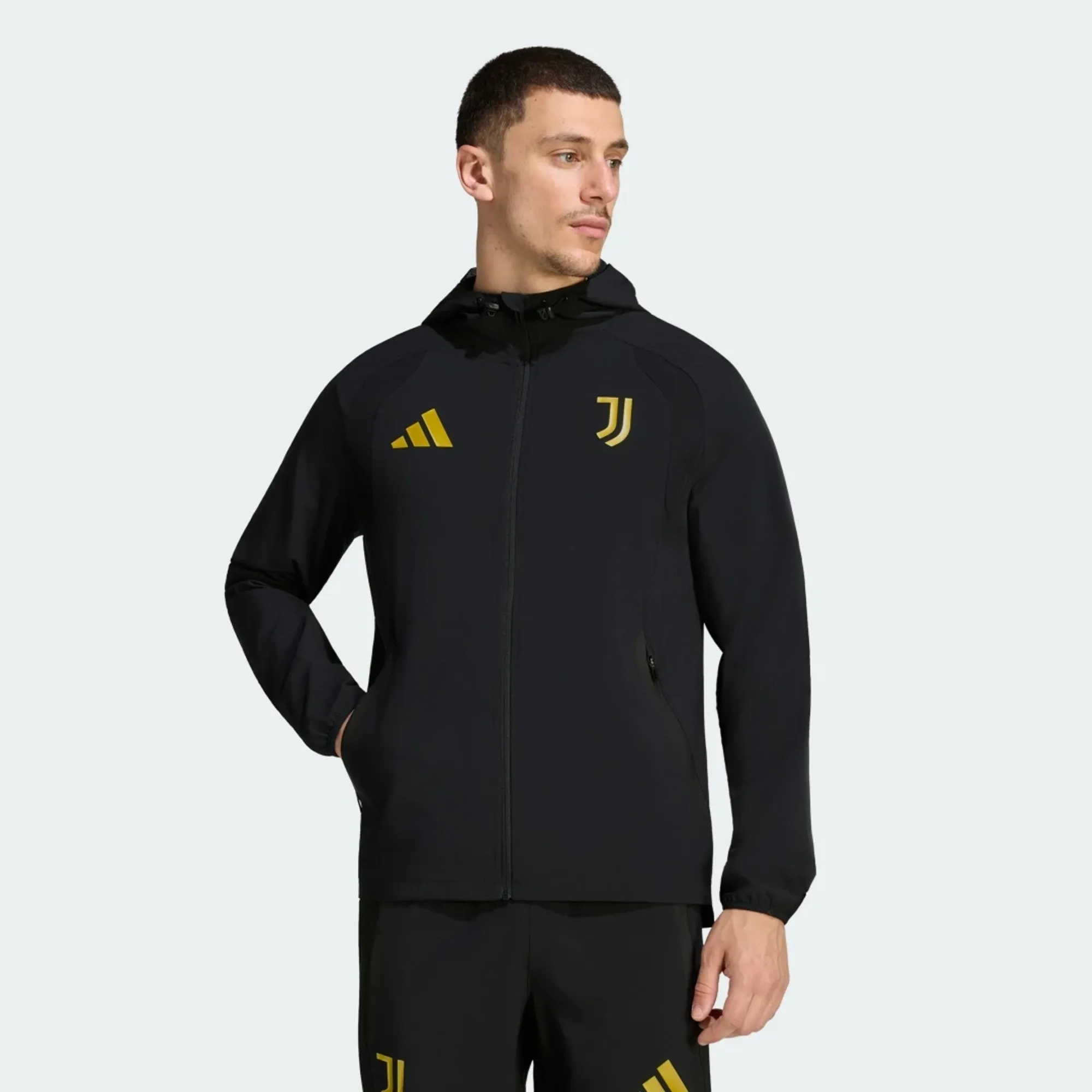 adidas Juventus Turin Tiro Travel Windbreaker