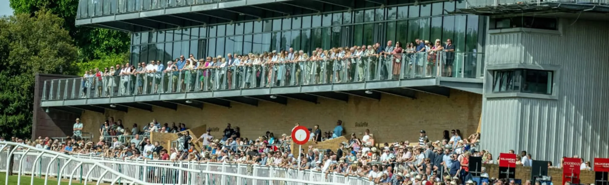 Autumn Afternoon Racing Balcony Box 2026-10-21