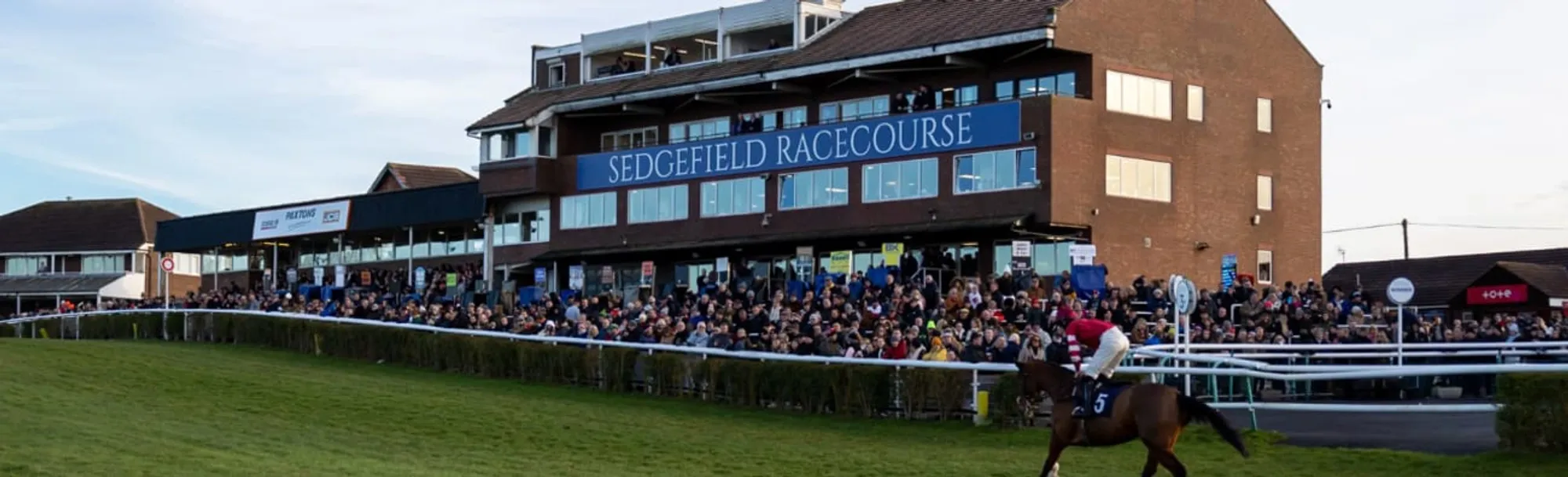 Autumn Jumps Hospitality - Flat Cap 2026-09-14