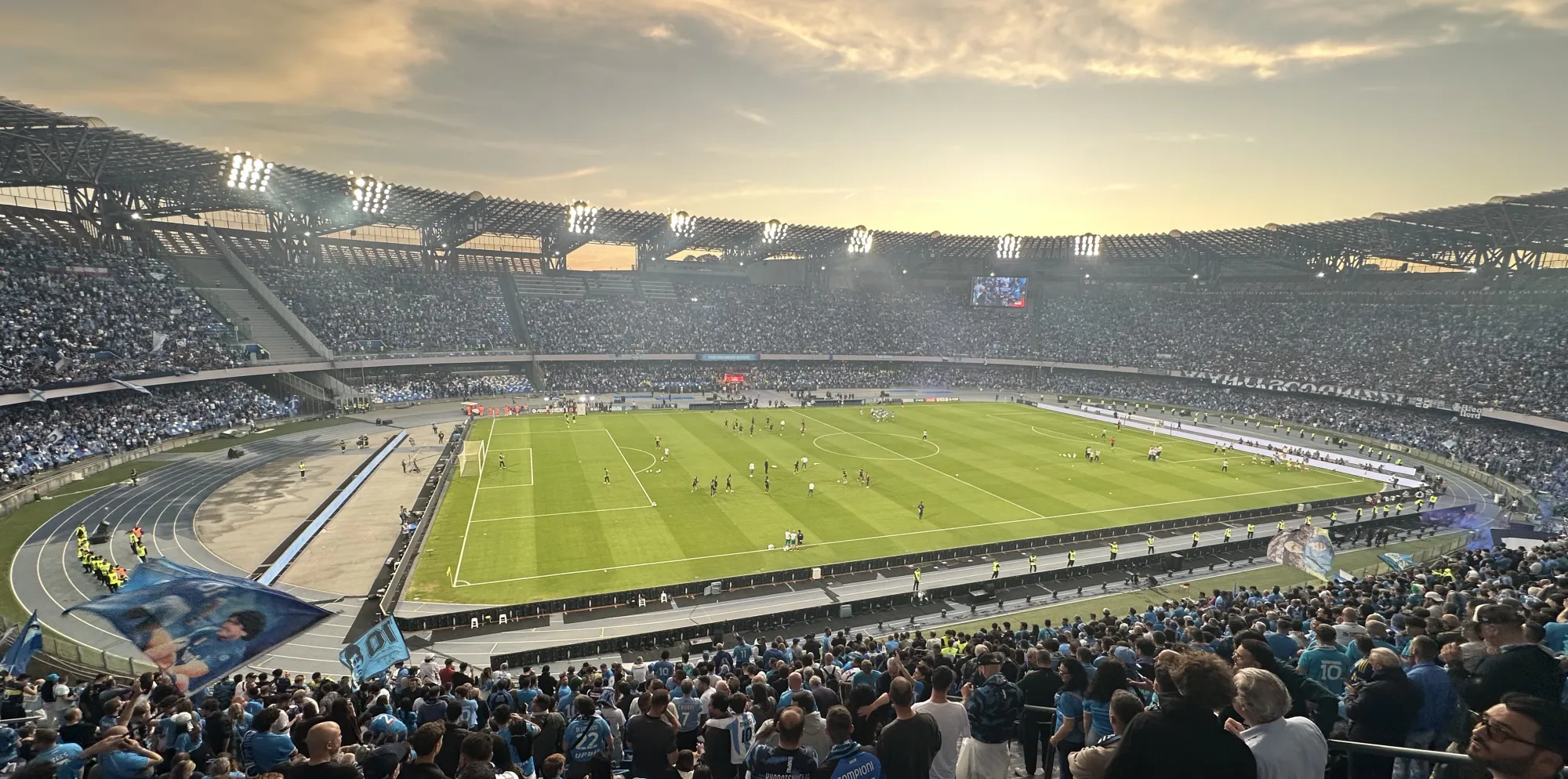 Napoli v Frosinone Distinti Inferiori Premium 2026-10-11