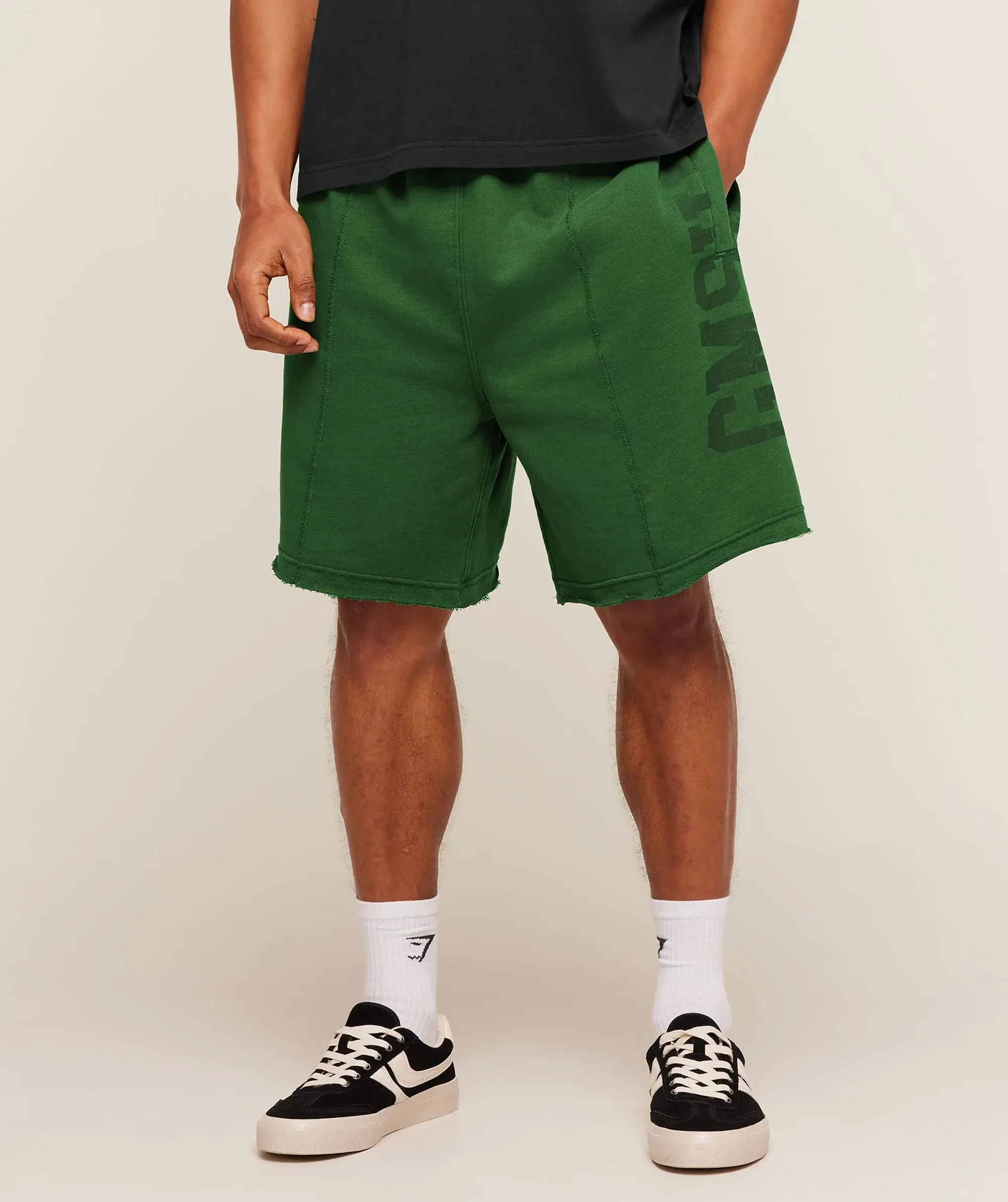 Gymshark Accent Graphic Sweat Shorts - Athletic Green