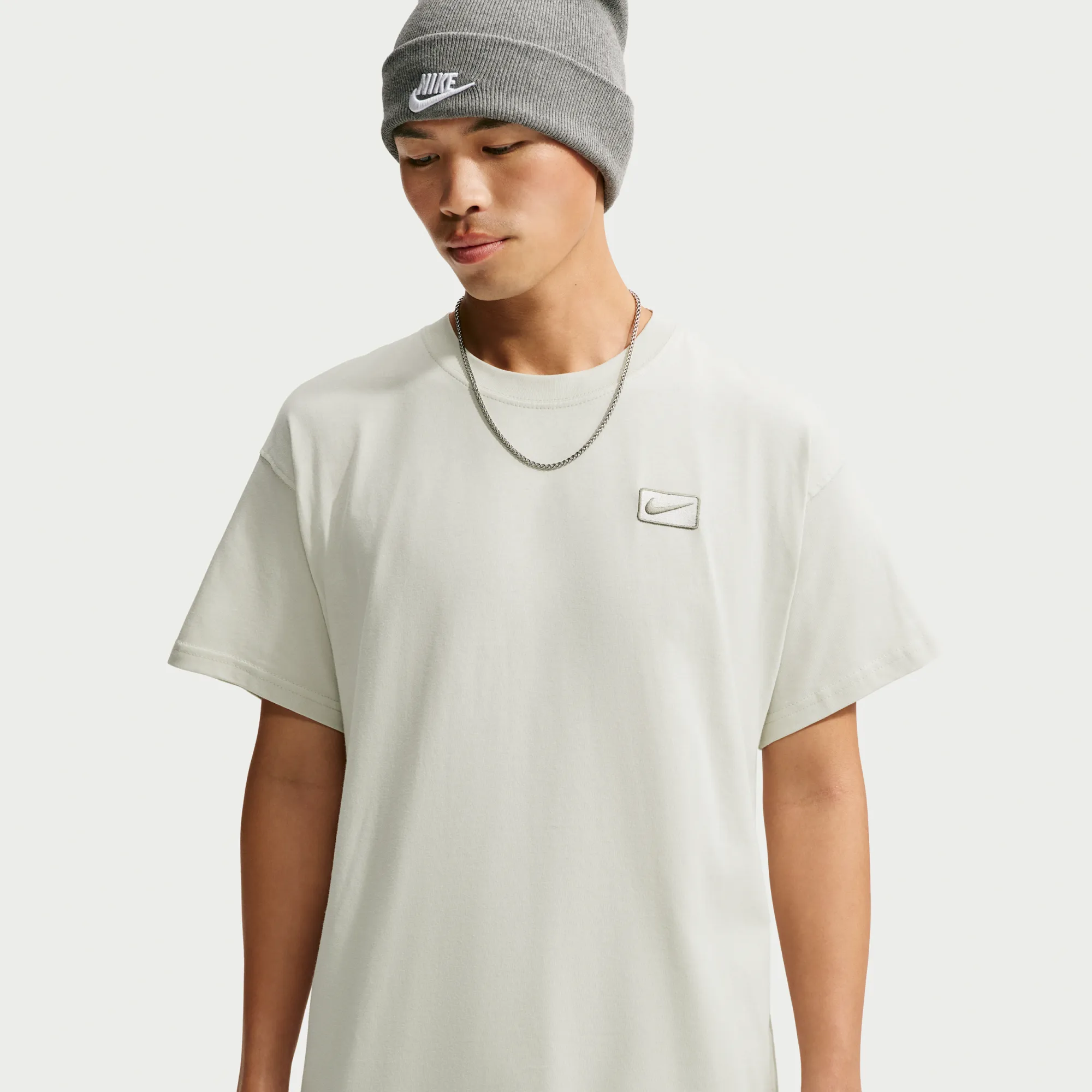 Nike Men's T-Shirt - Grey