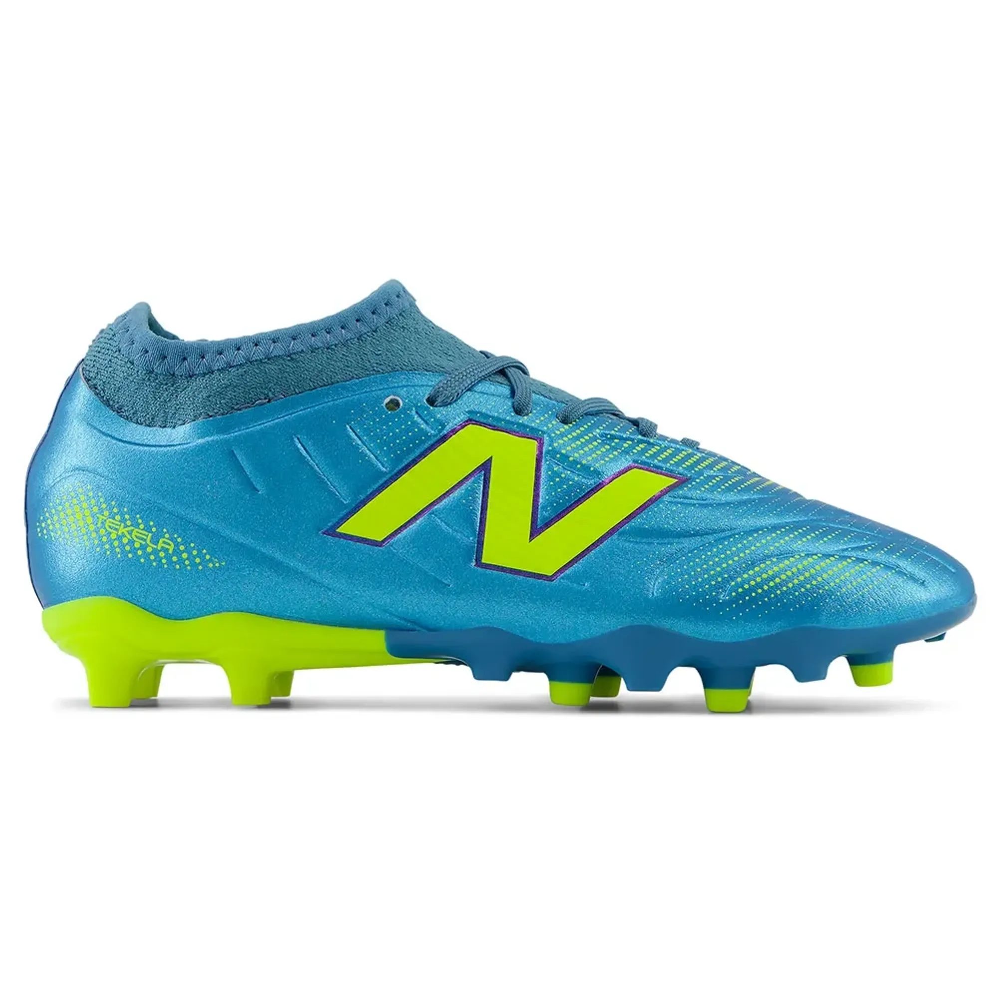 New Balance Kids Tekela Team Low Laced Jnr FG V5 in Blue/Green