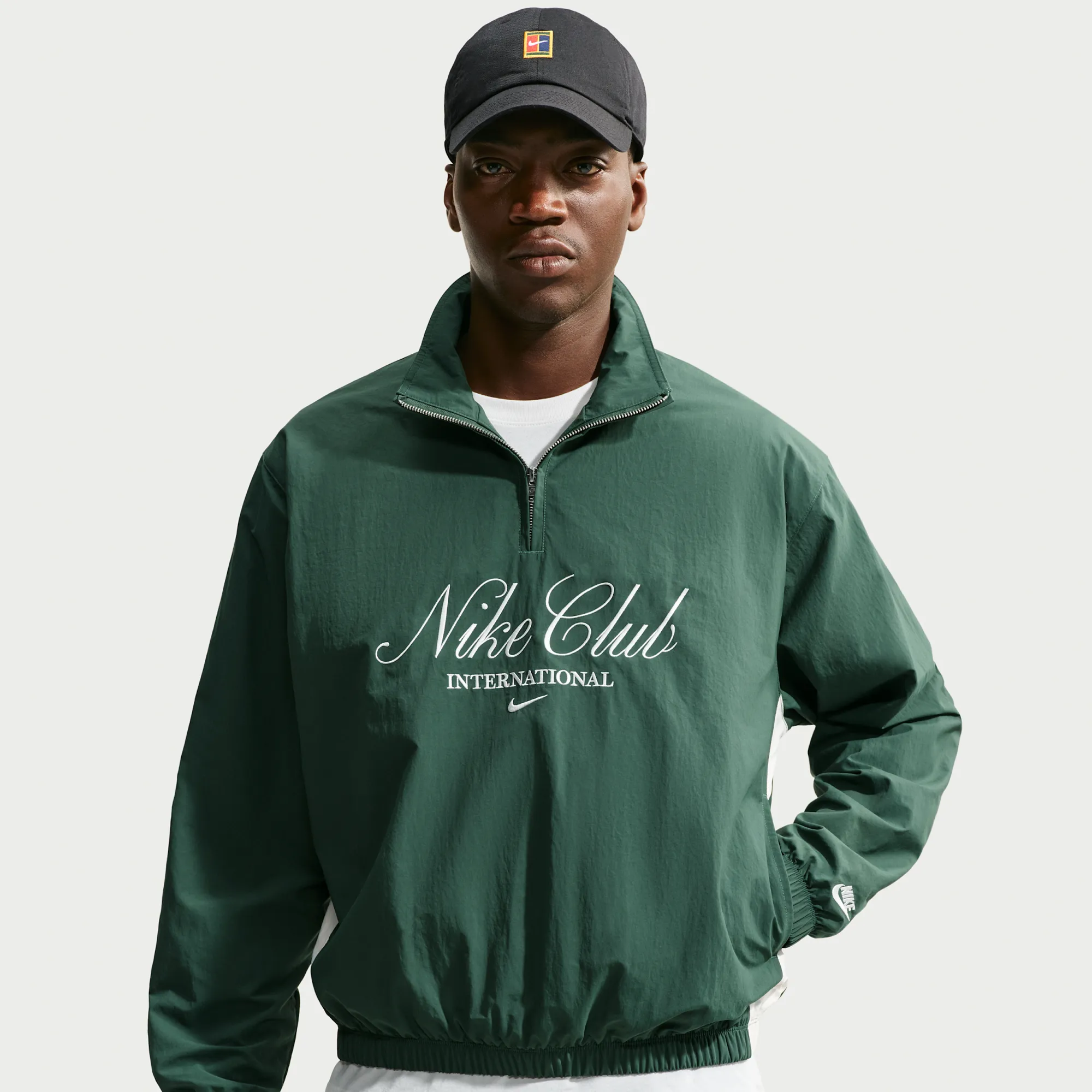 Nike Club Men's 1/2 Zip Jacket - Fir