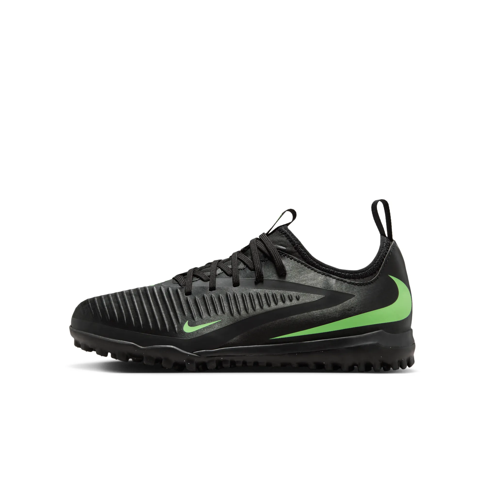 Nike Jr. Phantom 6 Low Academy Older Kids' Turf Football Shoe - Black