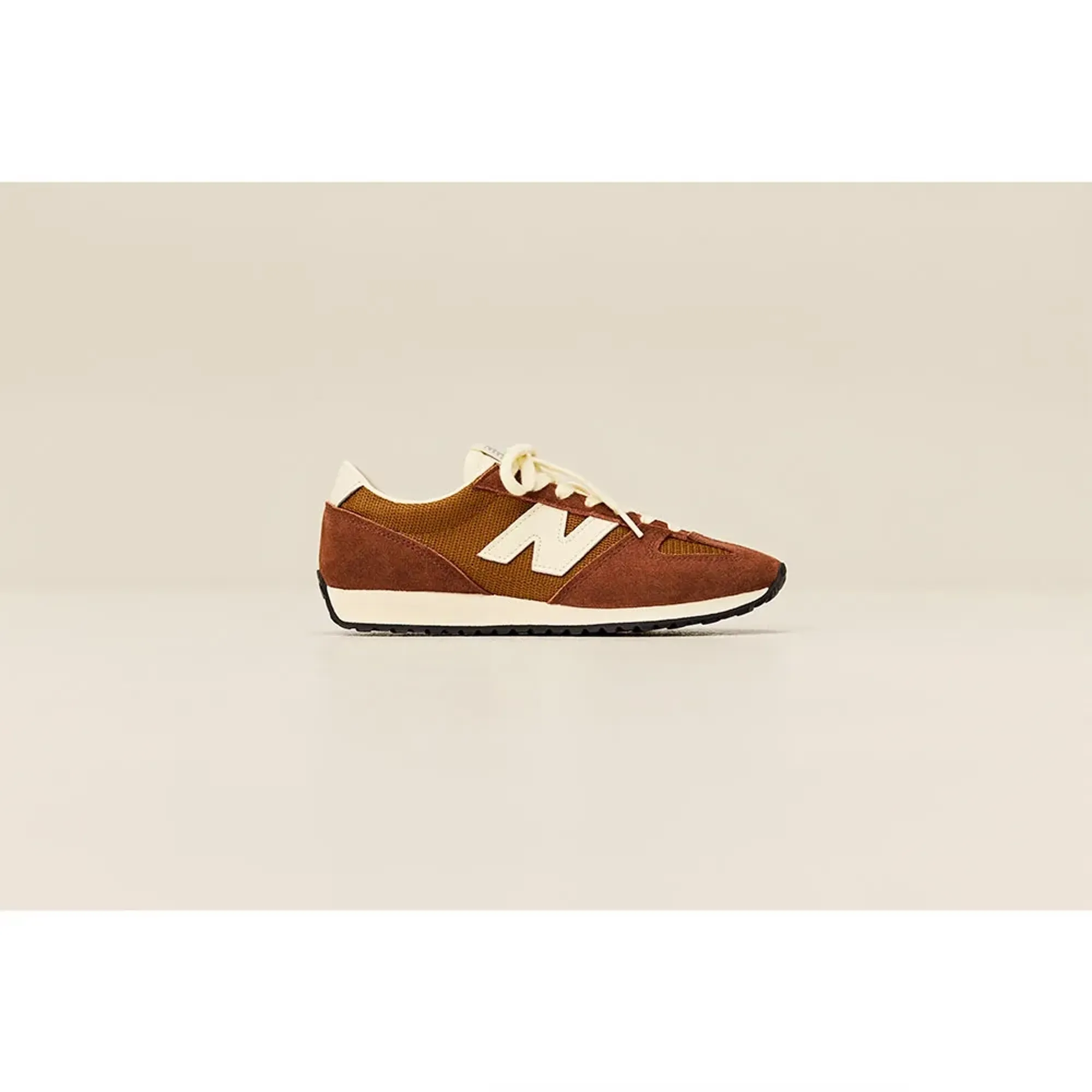 New Balance Unisex 471 in Brown Suede/Mesh