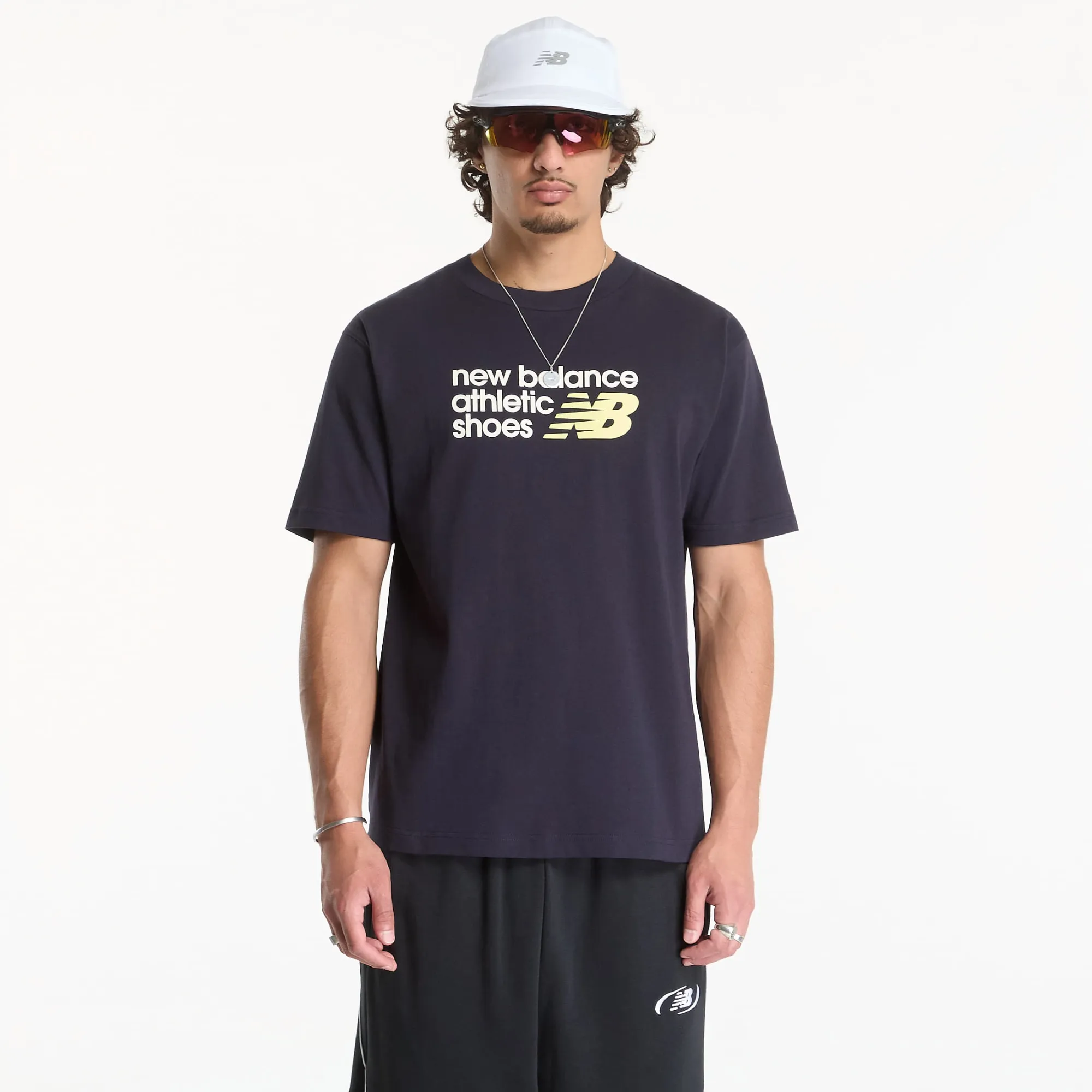 T-Shirt New Balance Athletics Premium Relaxed Chest Logo T-Shirt Dark Night Xl