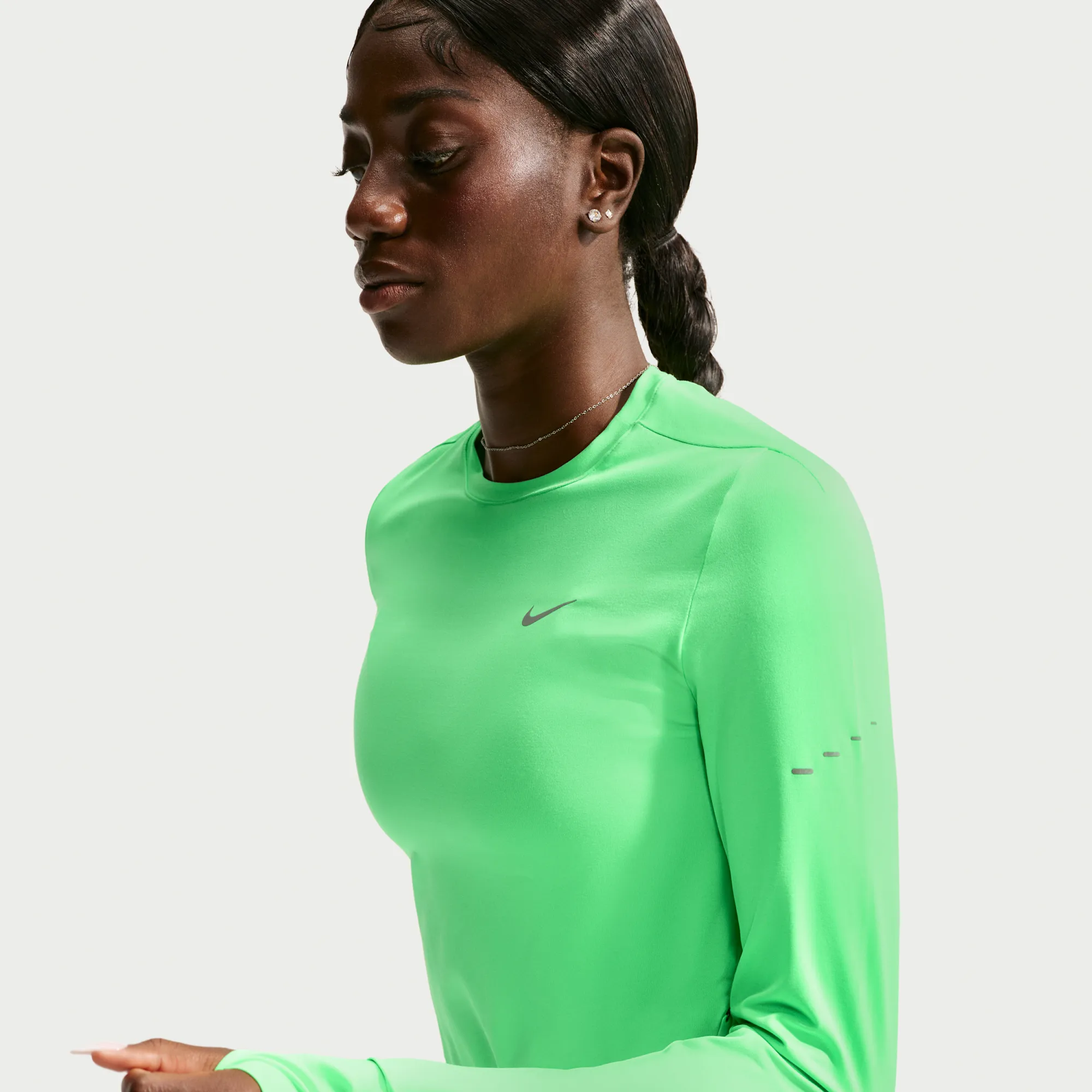 Nike Swift Women's Dri-FIT UV Long-Sleeve Crew-Neck Running Top - Illusion Green