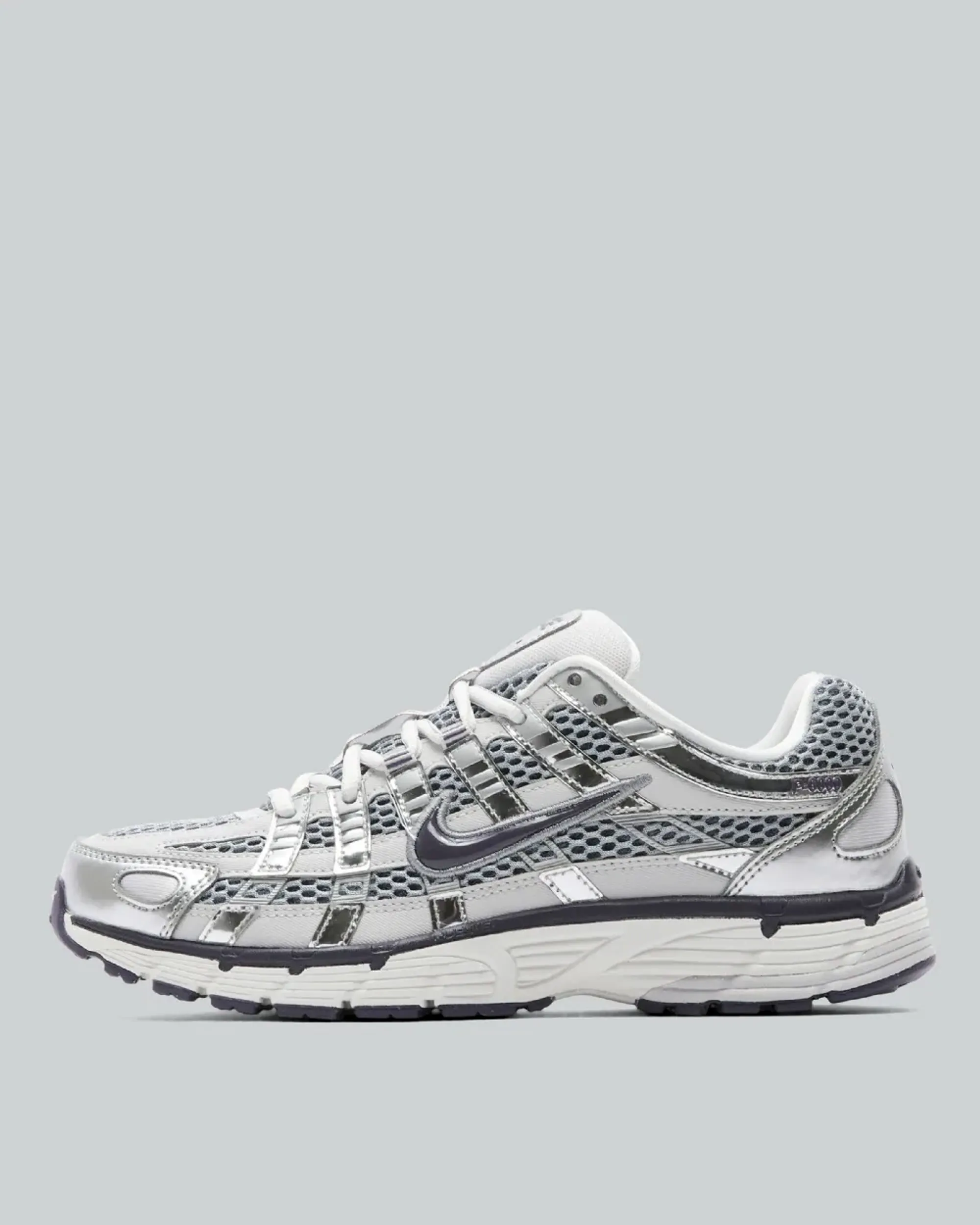 Nike WMNS P-6000