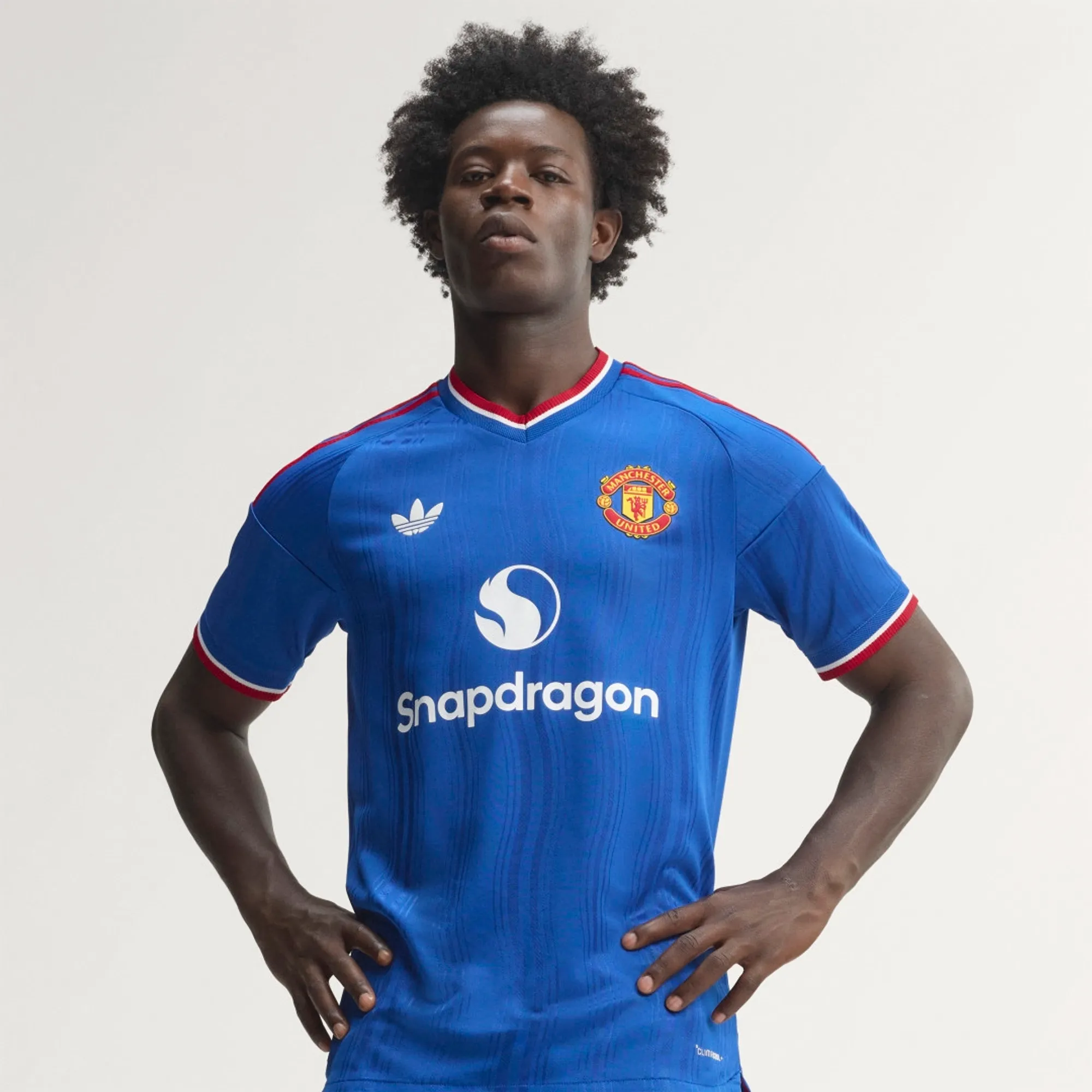 adidas Manchester United Mens SS Player Issue Away Champions