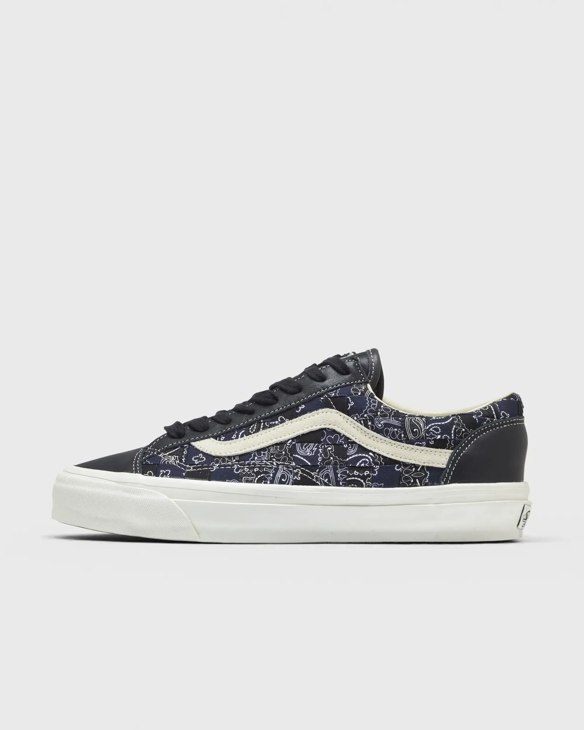 Vans Old Skool Trainers | Compare Prices | FOOTY.COM