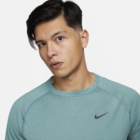 Nike Dri-FIT Ready Men's Short-Sleeve Fitness Top - Green | DV9815-379 ...