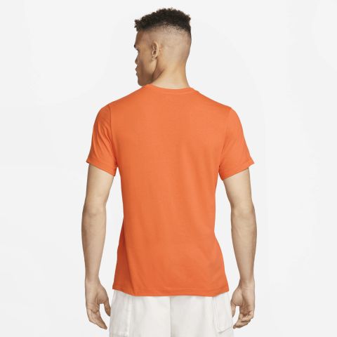 Nike Standard Issue Spray Slim HBR T-Shirt - Safety Orange | FQ7161-819 ...